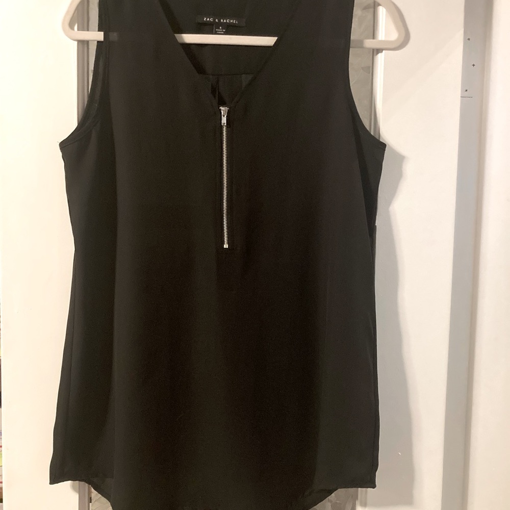 Zac & Rachel Black Sleeveless Blouse with Front Silver Zipper. Size Small.